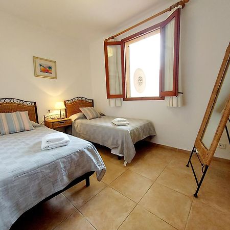 Casa Faro Spacious, Ground Floor Property On The Pine Walk, Covered Terrace With Sea Views. Wifi/Air Con Apartment Pollenca Exterior photo