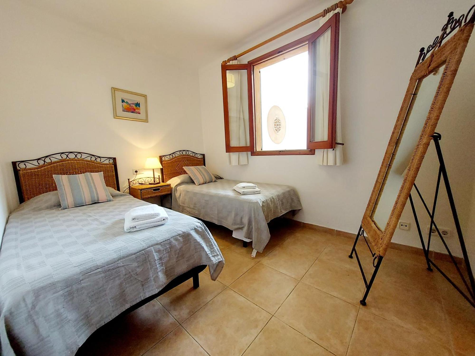 Casa Faro Spacious, Ground Floor Property On The Pine Walk, Covered Terrace With Sea Views. Wifi/Air Con Apartment Pollenca Exterior photo